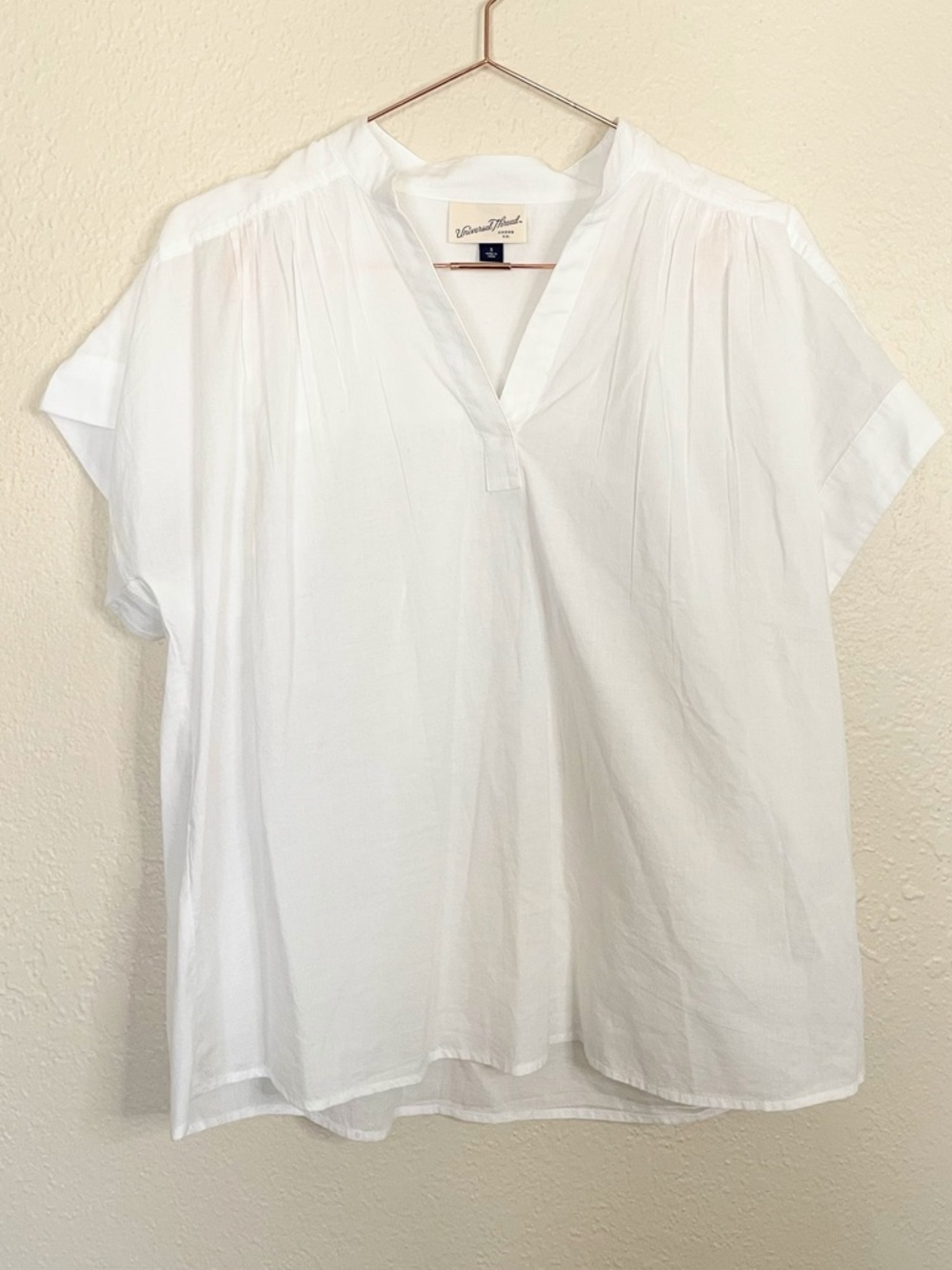 Universal Thread White Cotton Blouse Small Relaxed Minimal Clean Girl